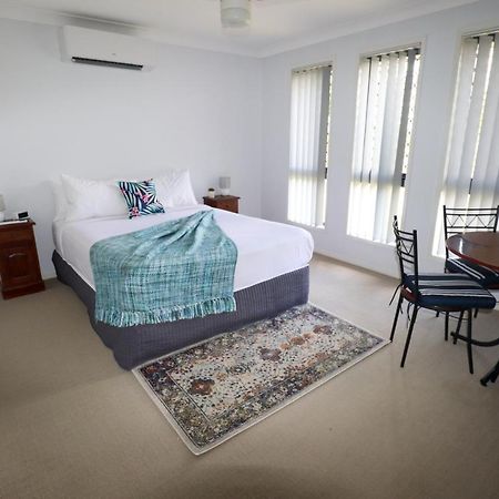 Blk Stays Guest House Deluxe Units Morayfield Buitenkant foto