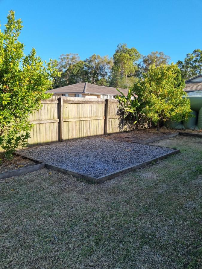Blk Stays Guest House Deluxe Units Morayfield Buitenkant foto