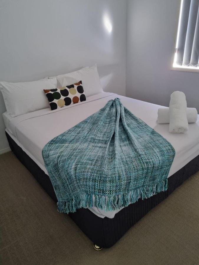 Blk Stays Guest House Deluxe Units Morayfield Buitenkant foto