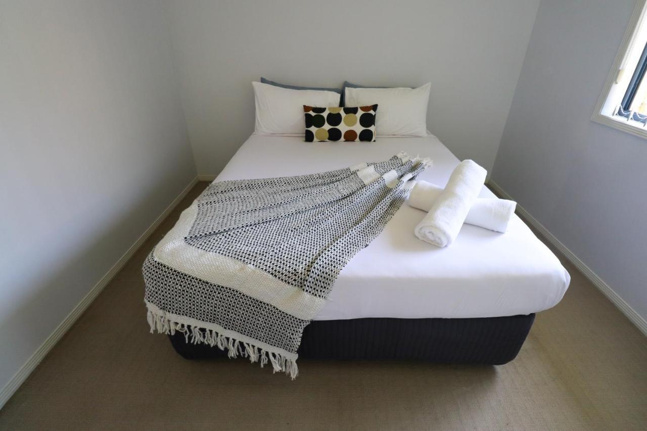 Blk Stays Guest House Deluxe Units Morayfield Buitenkant foto