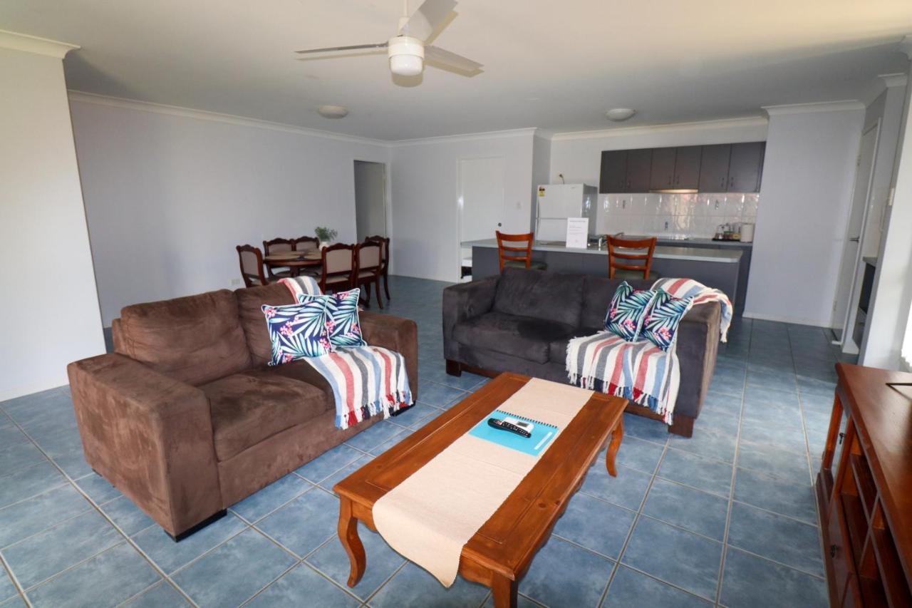 Blk Stays Guest House Deluxe Units Morayfield Buitenkant foto
